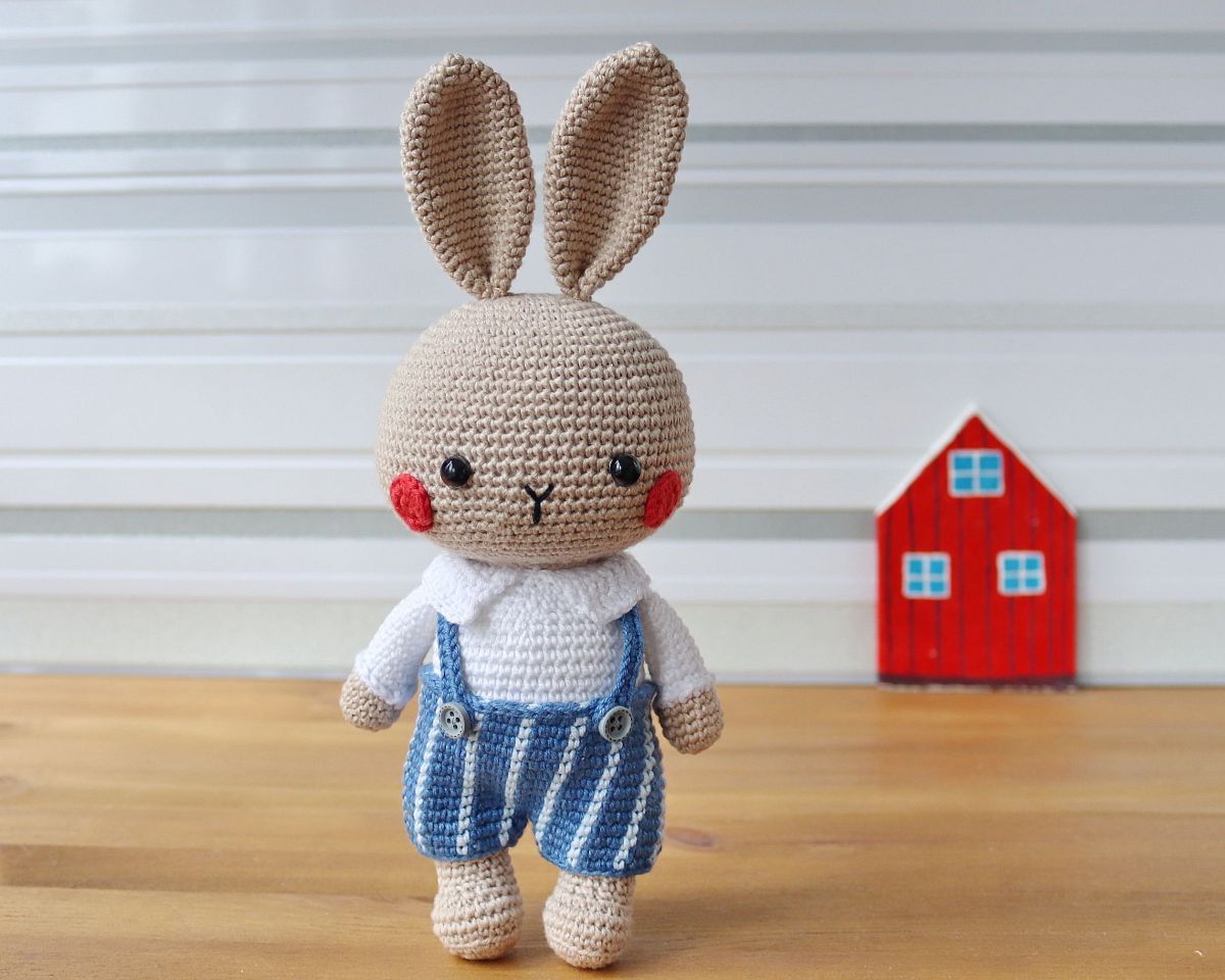 🐰 Eliot the Little Bunny