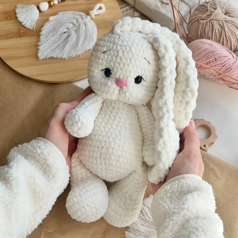 🐰 Bella the Bunny