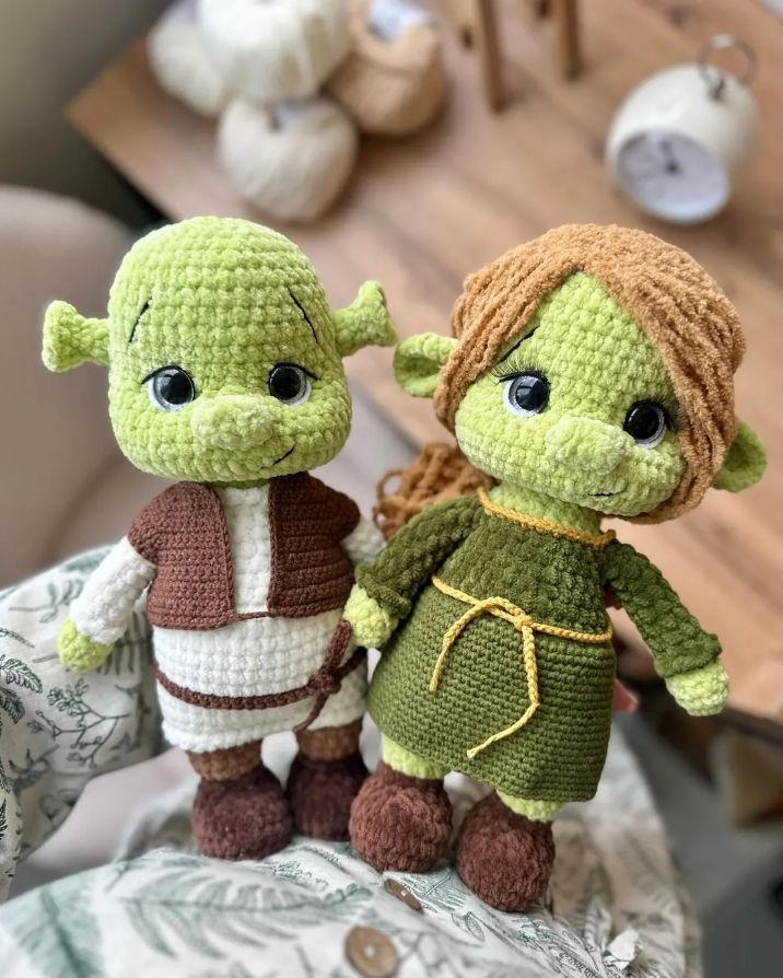 💚 Olly & Flora