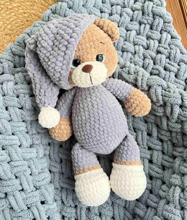 🌙 Sleepytime Teddy Bear