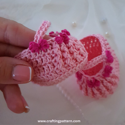 👚👗 Sweater & Skirt Outfit Crochet Pattern